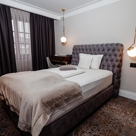 Hotel Boutique Donna Anna Giroc Exterior foto