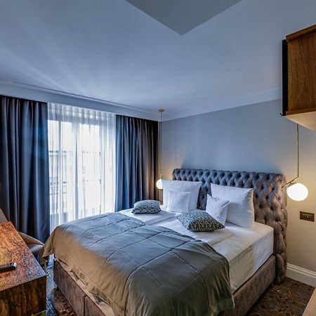 Hotel Boutique Donna Anna Giroc Exterior foto