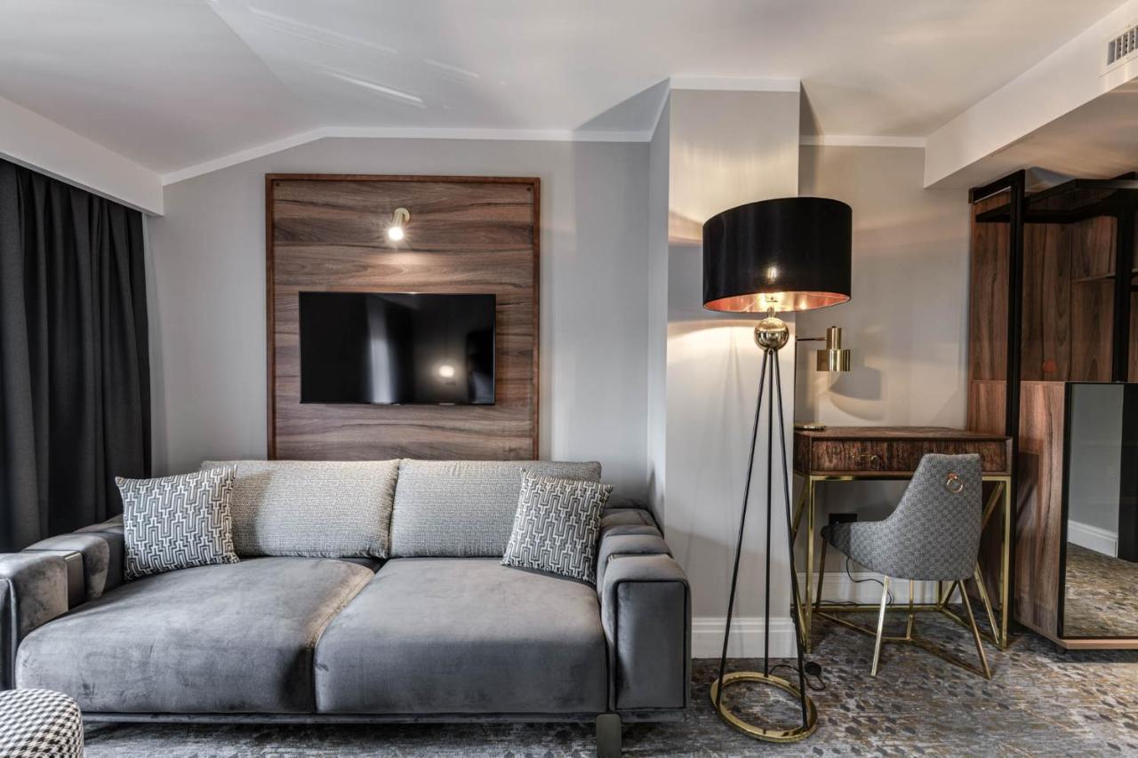 Hotel Boutique Donna Anna Giroc Exterior foto