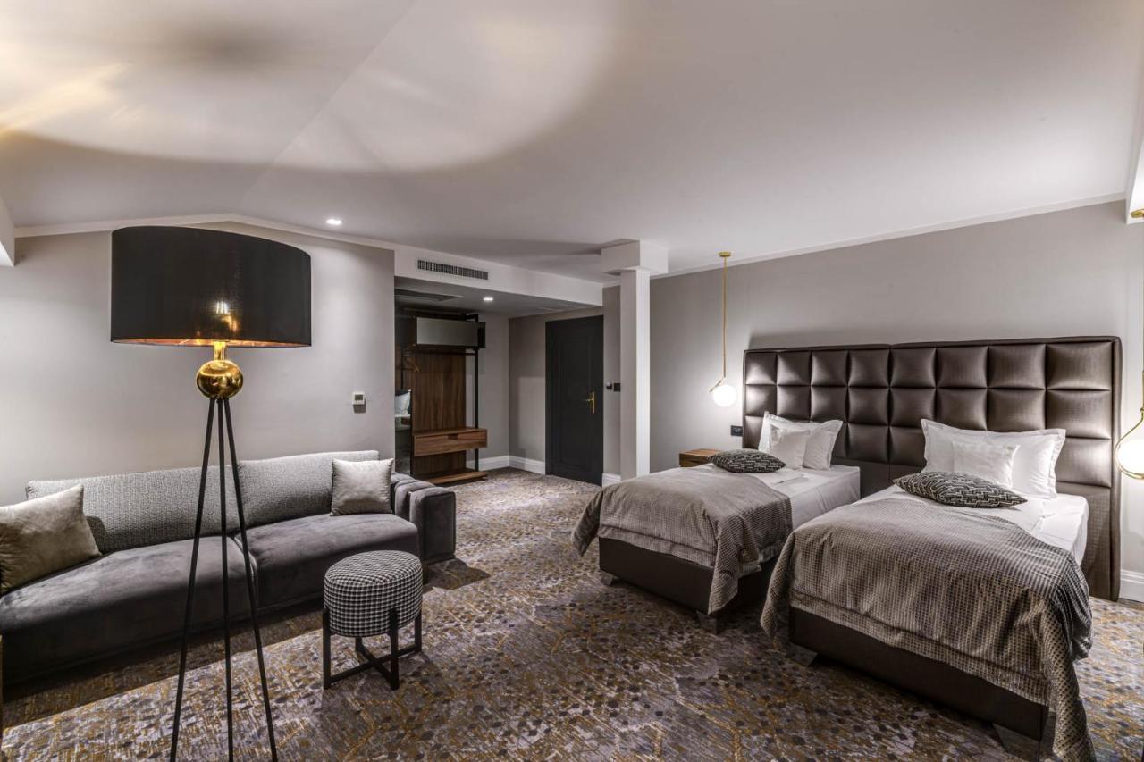Hotel Boutique Donna Anna Giroc Exterior foto