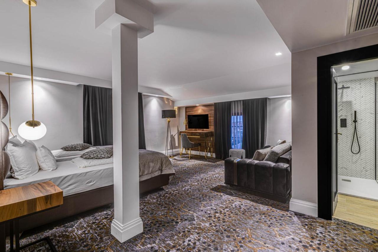 Hotel Boutique Donna Anna Giroc Exterior foto