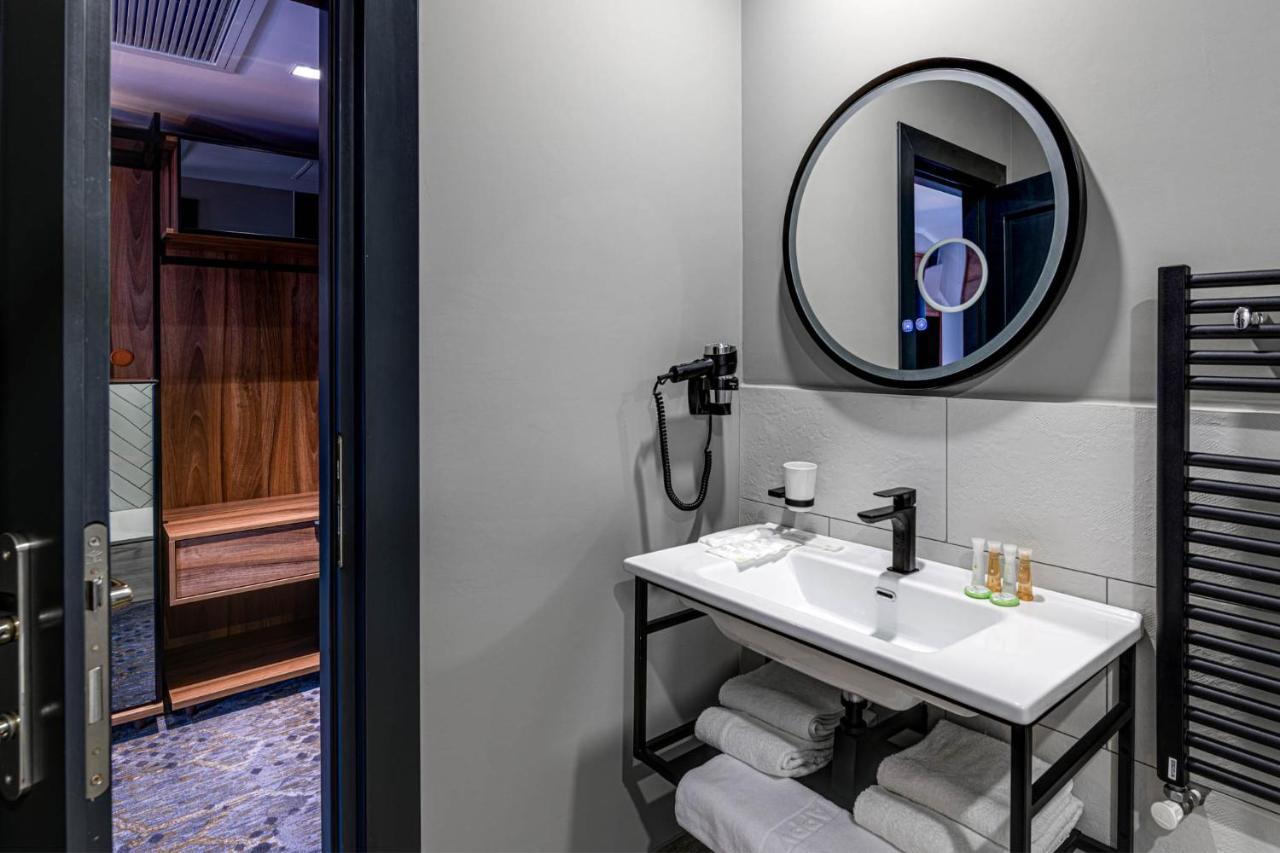 Hotel Boutique Donna Anna Giroc Exterior foto