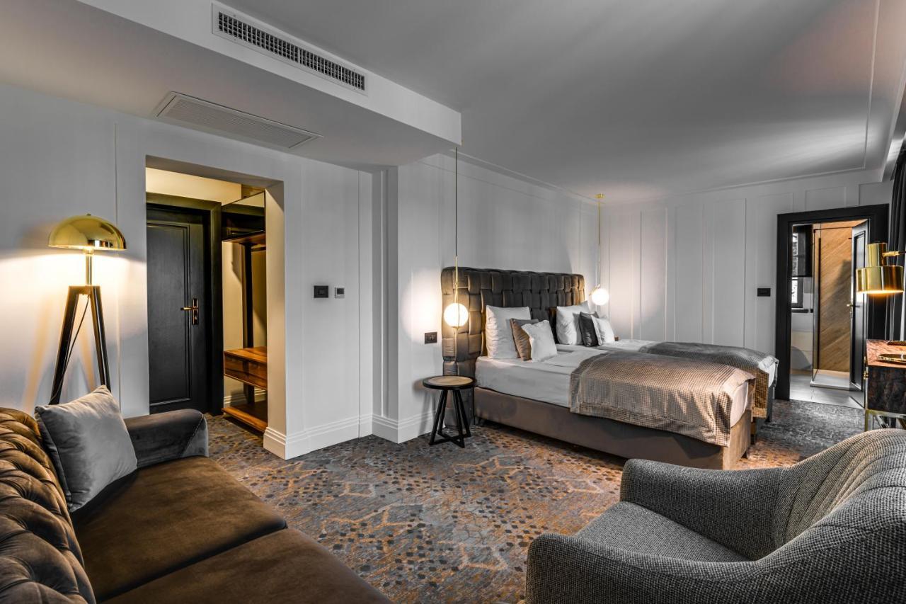 Hotel Boutique Donna Anna Giroc Exterior foto