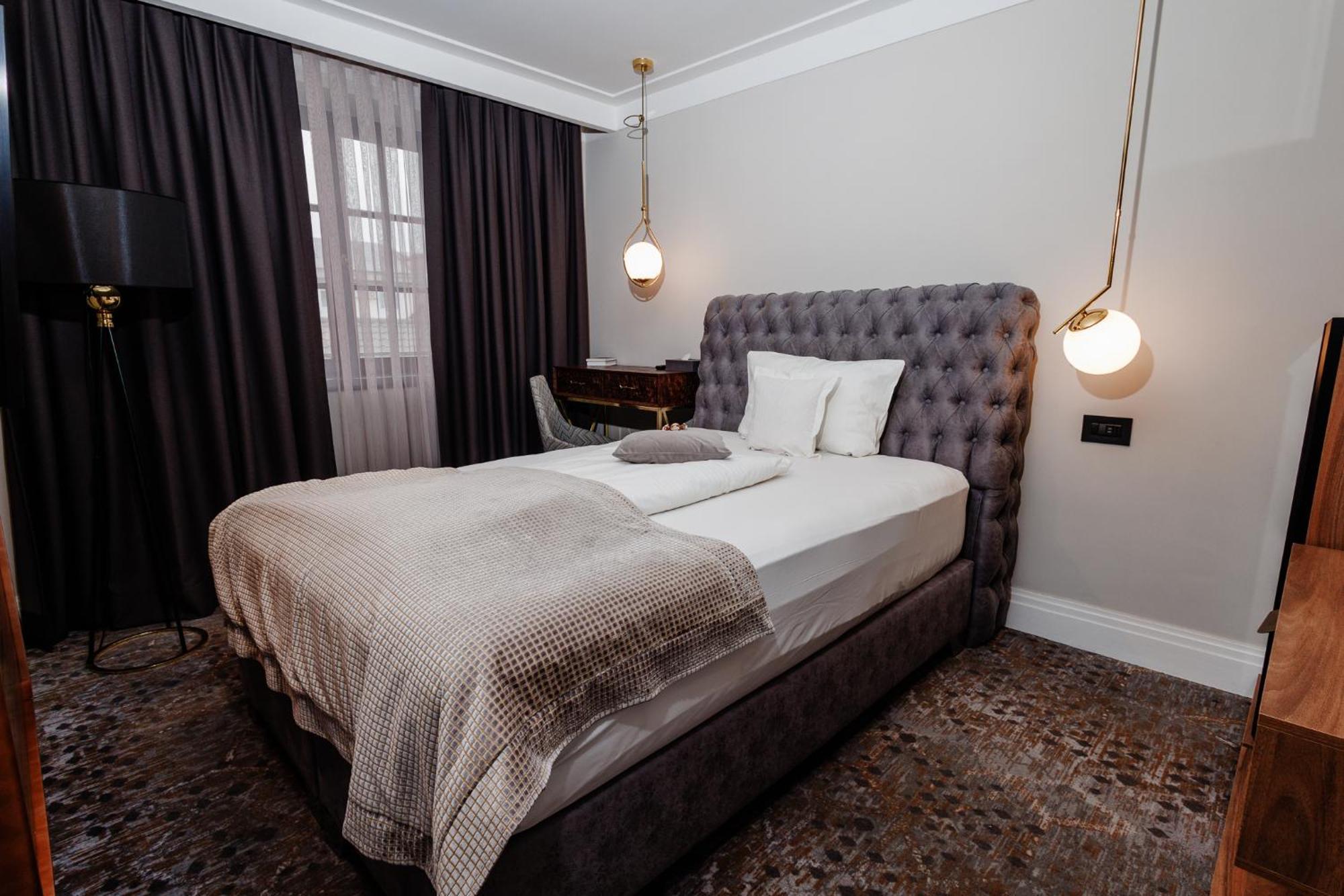 Hotel Boutique Donna Anna Giroc Exterior foto