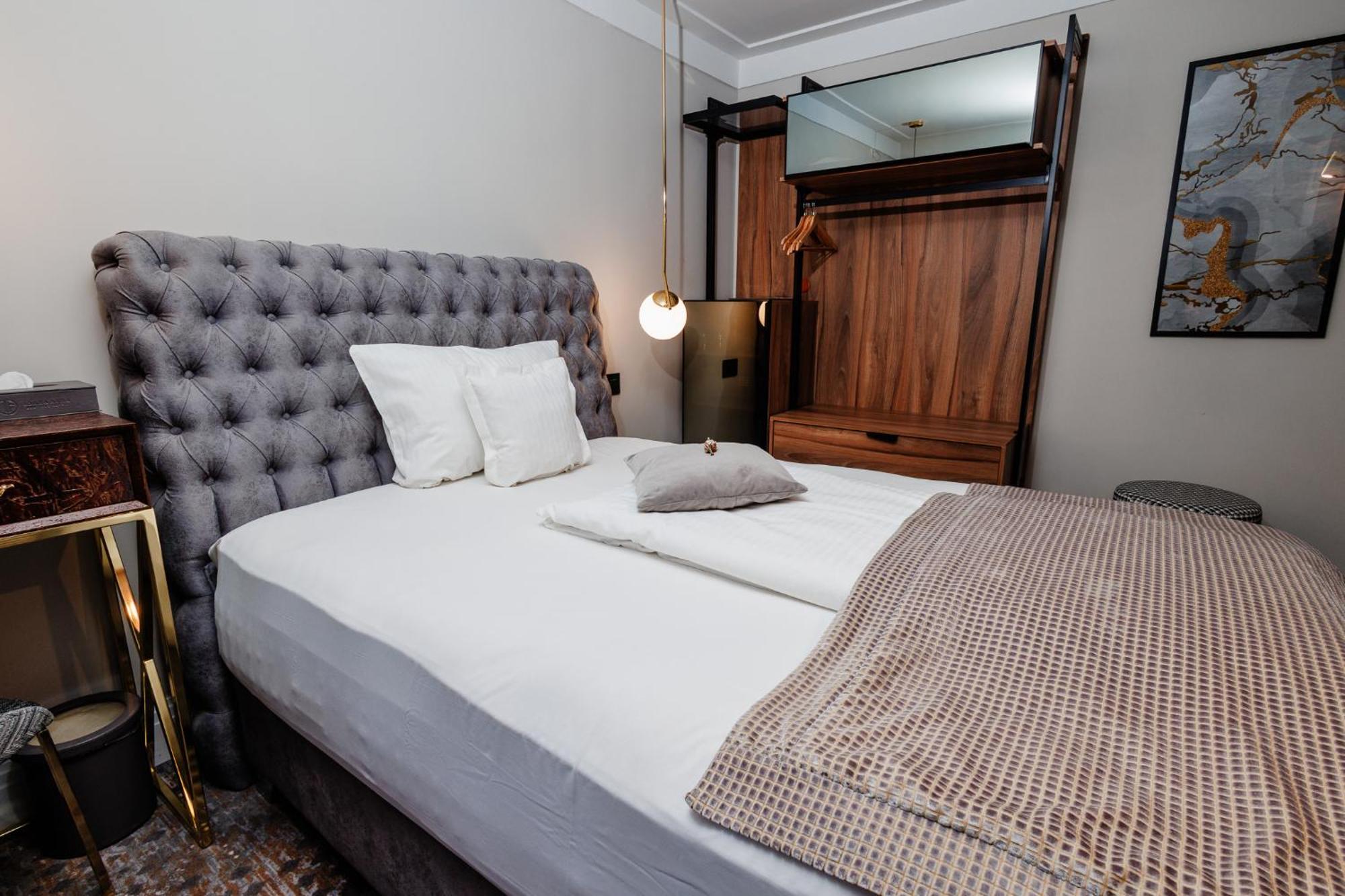 Hotel Boutique Donna Anna Giroc Exterior foto